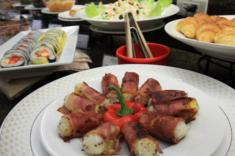 Lishiuan Hotel Hualian Zewnętrze zdjęcie